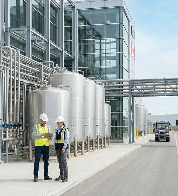 Petrocure Lubricants modern facility and engineers in Canada
